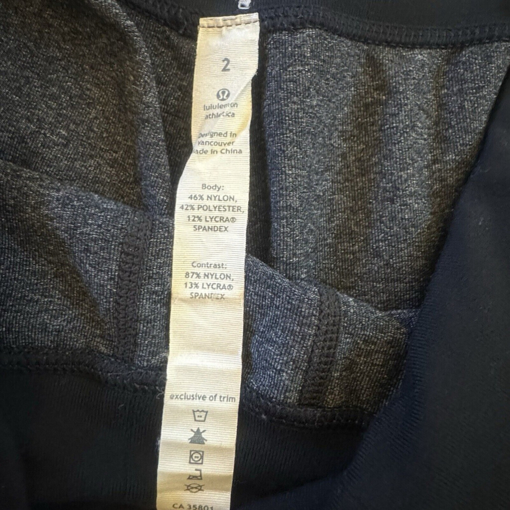 Lululemon Gray/Black Wide Leg Crop Pants Drawstring Waist Sz 2 - Picture 6 of 7
